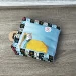 libro sensorial de tela para dormir bebés Play Fun Learn Studios